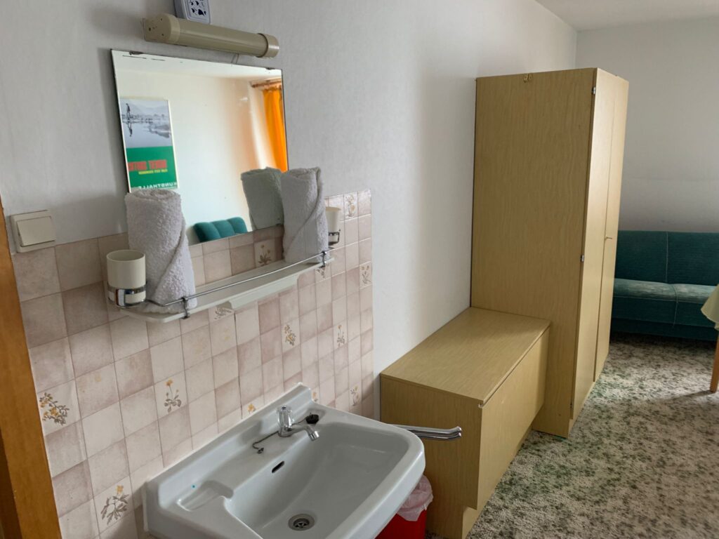 Zimmer 3 mit Sofa